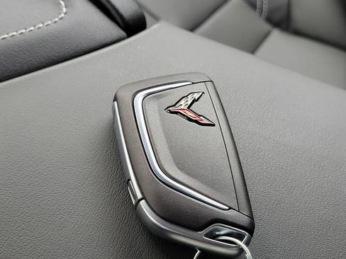New 2026 Chevrolet Corvette Stingray Coupe w/ Z51 Performance Package RWD image 33