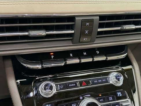 Used 2020 Lincoln Corsair Reserve w/ Equipment Group 201A AWD/4WD image 17