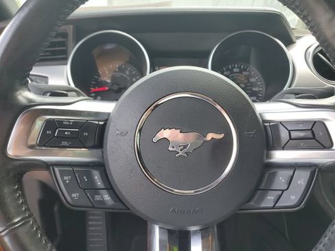 Used 2018 Ford Mustang GT Premium w/ Safe & Smart Package RWD image 20