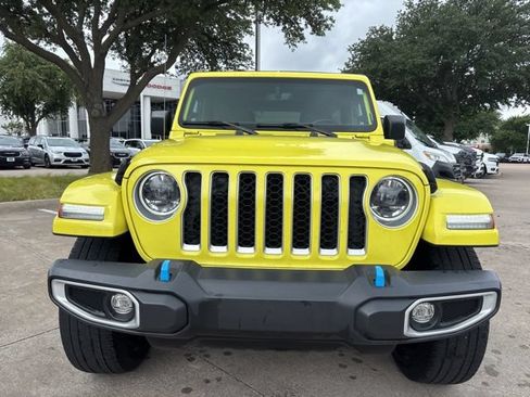 Certified 2023 Jeep Wrangler Unlimited Sahara w/ Cold Weather Group AWD/4WD image 2