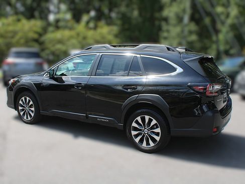 Used 2024 Subaru Outback Limited AWD/4WD image 6