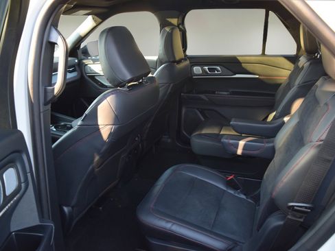 Used 2025 Ford Explorer ST w/ Sun And Sound Package image 5