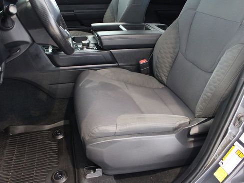 Used 2023 Toyota Tundra SR5 w/ SR5 Convenience Package AWD/4WD image 10