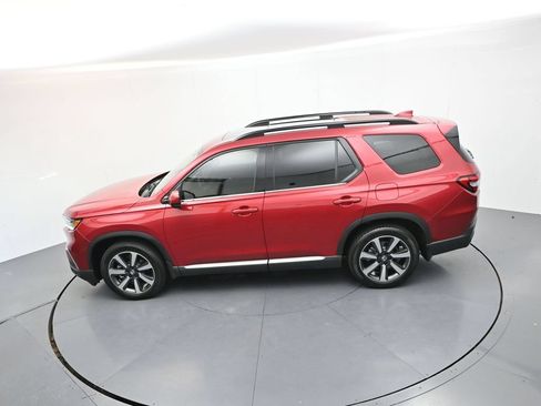 Used 2025 Honda Pilot Touring image 28