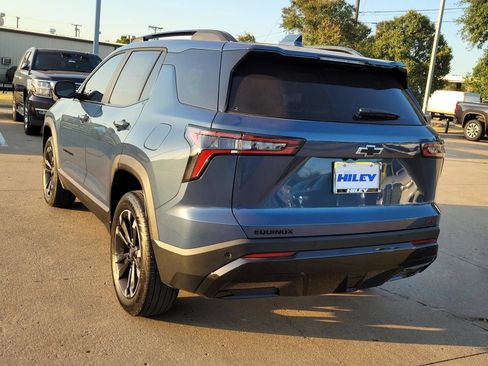 New 2027 Chevrolet Equinox RS FWD image 3