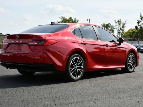 Used 2025 Toyota Camry XLE w/ Premium Plus Package AWD/4WD image 7