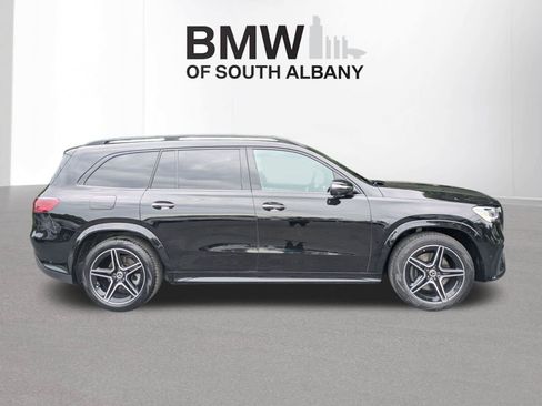 Used 2024 Mercedes-Benz GLS 450 4MATIC image 2