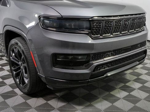 Used 2024 Jeep Grand Wagoneer L Series II w/ Quick Order Packagew 28T AWD/4WD image 40