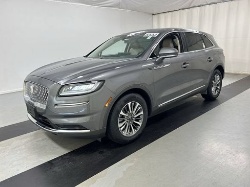 Used 2022 Lincoln Nautilus AWD w/ Premium Package image 5
