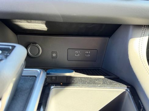 New 2026 Nissan Pathfinder Platinum FWD image 31
