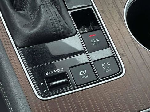 Used 2022 Toyota Sienna LE image 30