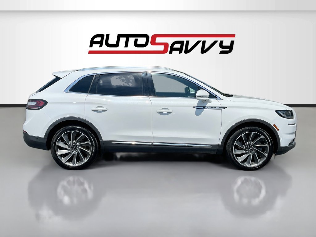 Used 2022 Lincoln Nautilus Reserve w/ Equipment Group 202A AWD/4WD image 8