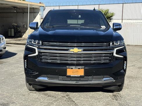 Used 2024 Chevrolet Suburban Premier image 8