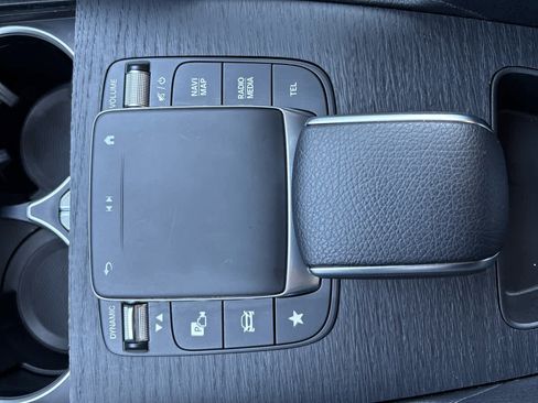 Used 2022 Mercedes-Benz GLE 350 4MATIC image 19