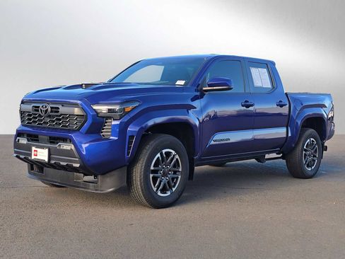 Certified 2024 Toyota Tacoma TRD Sport image 9