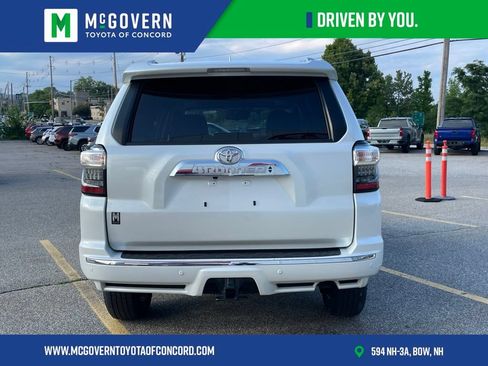 Used 2024 Toyota 4Runner Limited AWD/4WD image 4