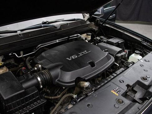 Used 2017 GMC Canyon SLT w/ Driver Alert Package image 27