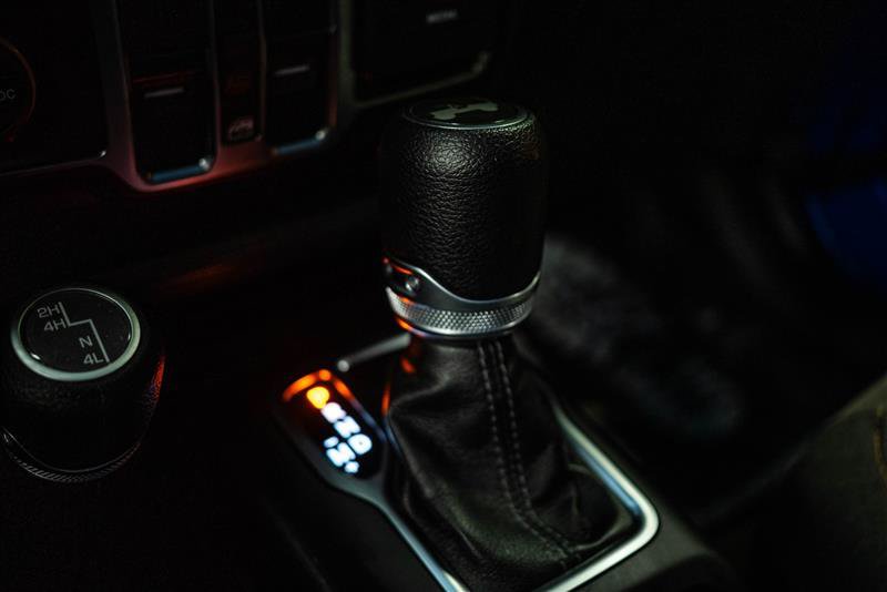 Used 2025 Jeep Wrangler Unlimited Sahara AWD/4WD image 17