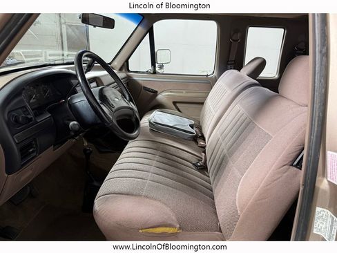 Used 1993 Ford F250 XL image 9