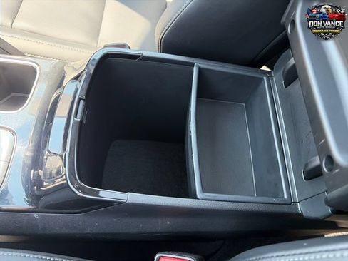 Used 2025 Kia Telluride S FWD image 25