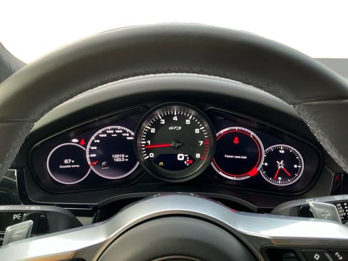 Used 2021 Porsche Cayenne GTS image 11