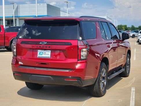 Used 2024 Chevrolet Tahoe Z71 w/ Luxury Package AWD/4WD image 5