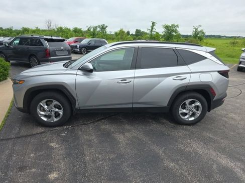 Used 2023 Hyundai Tucson SEL w/ Winter Package AWD/4WD image 5