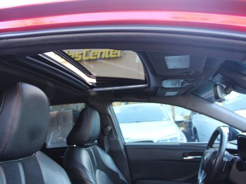 Used 2019 Toyota Avalon Touring w/ Preferred Accessory Package FWD image 26