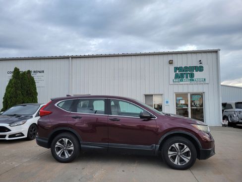 Used 2019 Honda CR-V LX image 8
