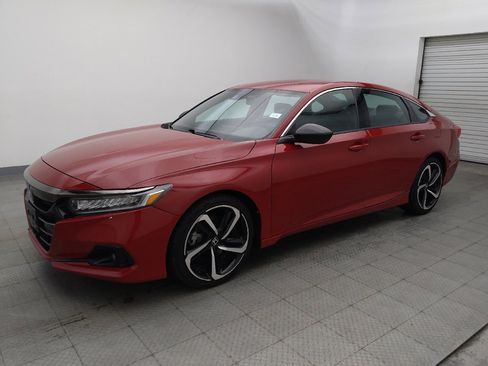 Used 2021 Honda Accord Sport image 2