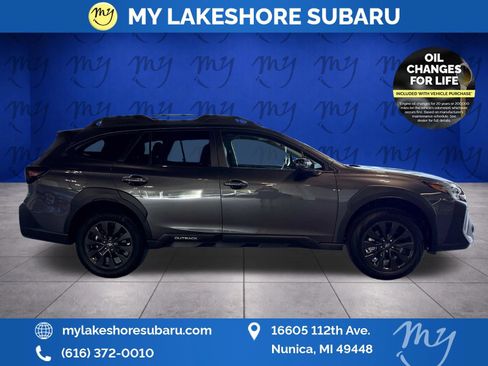 Certified 2025 Subaru Outback Onyx Edition AWD/4WD image 11