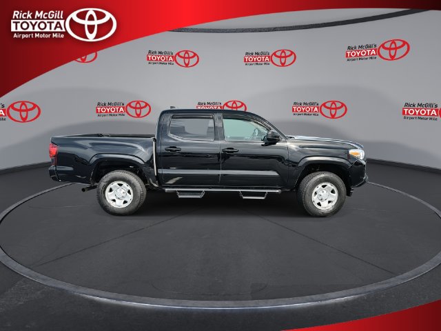 Used 2023 Toyota Tacoma SR AWD/4WD image 9