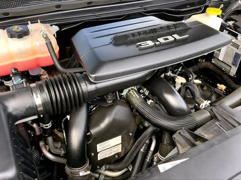 Used 2022 RAM 1500 Limited AWD/4WD image 32