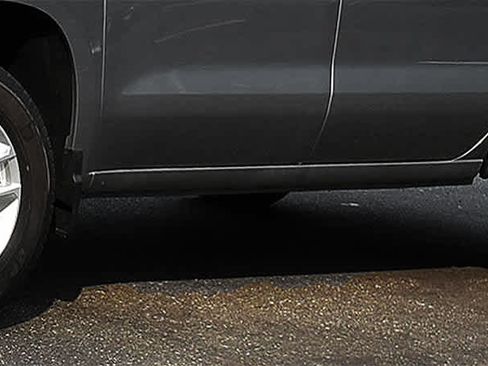 Used 2023 Chevrolet Silverado 1500 Custom AWD/4WD image 22