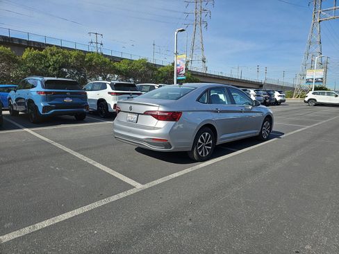 Used 2023 Volkswagen Jetta S image 5