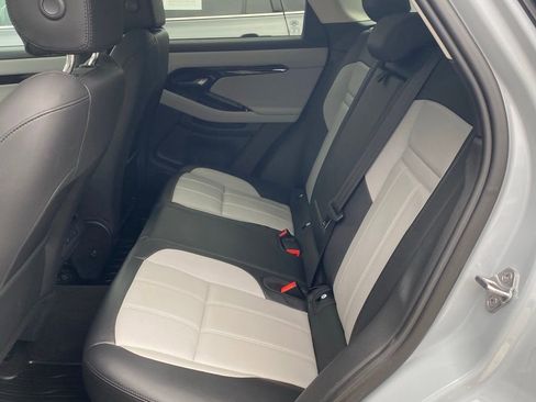 Used 2024 Land Rover Range Rover Evoque Dynamic SE image 8