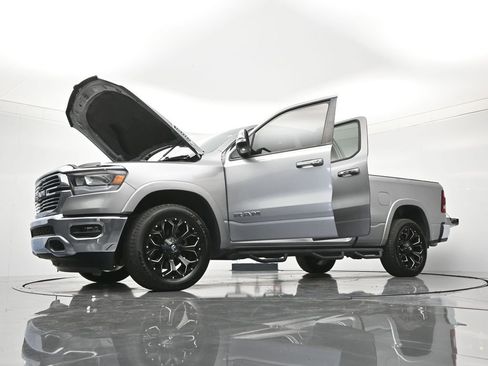 Used 2019 RAM 1500 Laramie AWD/4WD image 47