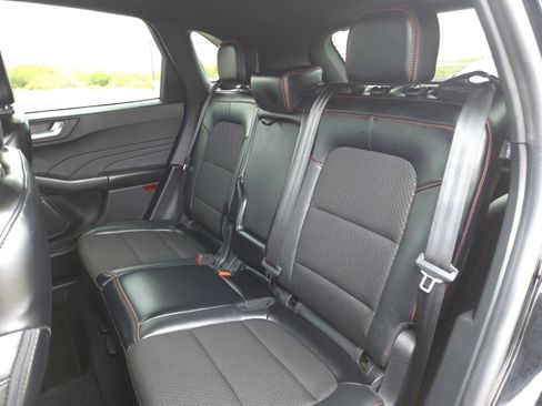 Used 2025 Ford Escape ST-Line image 22