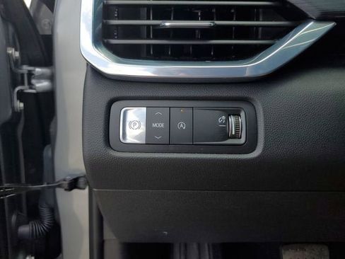 New 2026 GMC Acadia Elevation image 29