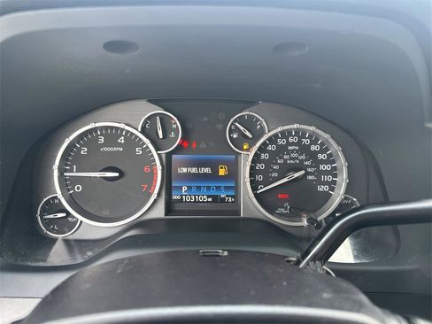 Used 2017 Toyota Tundra SR5 image 19