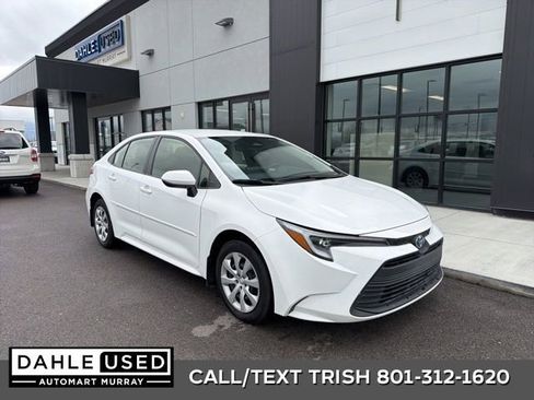 Used 2024 Toyota Corolla LE image 1