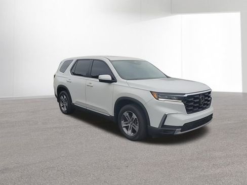 Used 2024 Honda Pilot EX-L image 2