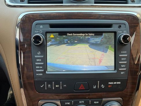 Used 2017 Buick Enclave Leather w/ Enclave Sport Touring Edition AWD/4WD image 41