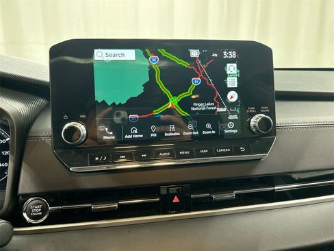 Used 2023 Mitsubishi Outlander SE image 16