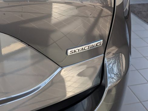 Certified 2025 MAZDA CX-5 AWD 2.5 S w/ Preferred Package image 5