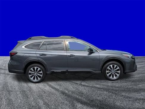 Used 2024 Subaru Outback Limited AWD/4WD image 3