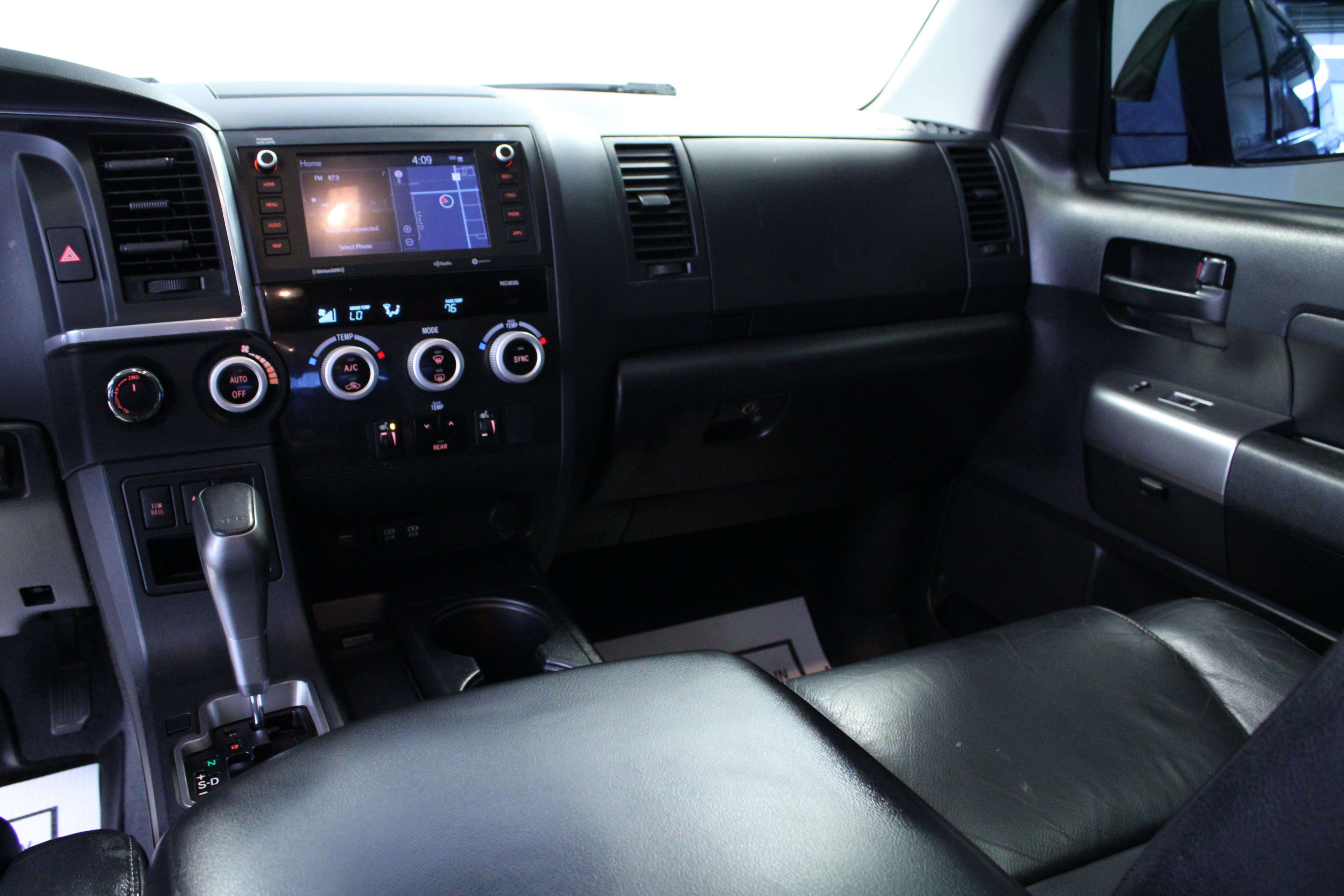 Used 2021 Toyota Sequoia TRD Sport w/ TRD Sport Premium Package AWD/4WD image 22