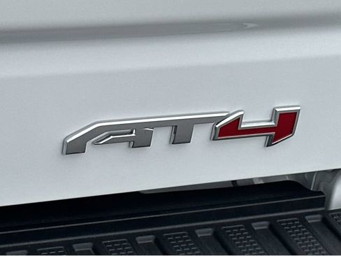 New 2026 GMC Sierra 1500 AT4 w/ AT4 Premium Package AWD/4WD image 13