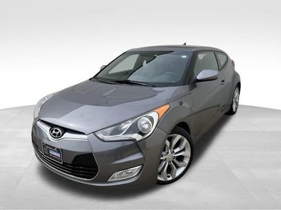 Used 2013 Hyundai Veloster w/ Style Pkg