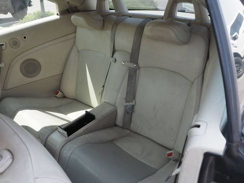 Used 2010 Lexus IS 250C RWD image 15